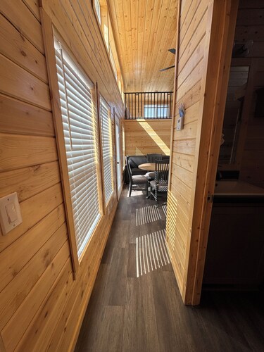 Cozy Tiny Home With Kitchenette #110