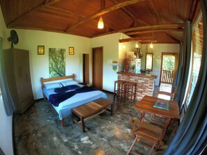 1 bedroom, desk, iron/ironing board, free WiFi