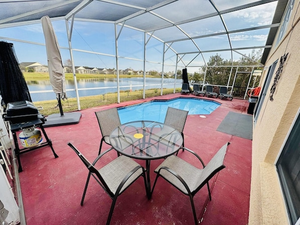 A heated pool - Private Pool house with lake view, near all famous attractions!!! (Kissimmee)