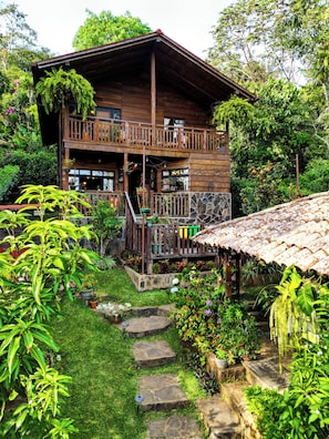 Exterior - Charming 2-bedroom cabin in private condominium (Juayua)