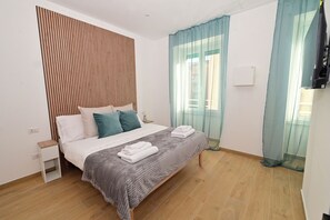 Deluxe Double Room, City View