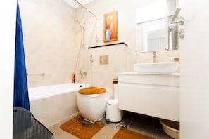 Douche, serviettes fournies
