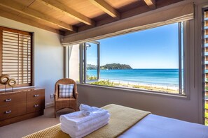 3 bedrooms, iron/ironing board, WiFi