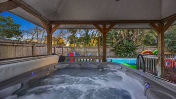 Idromassaggio all'aperto