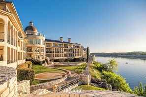 Exterior - Stylish Island Villa on Lake Travis (Lago Vista)