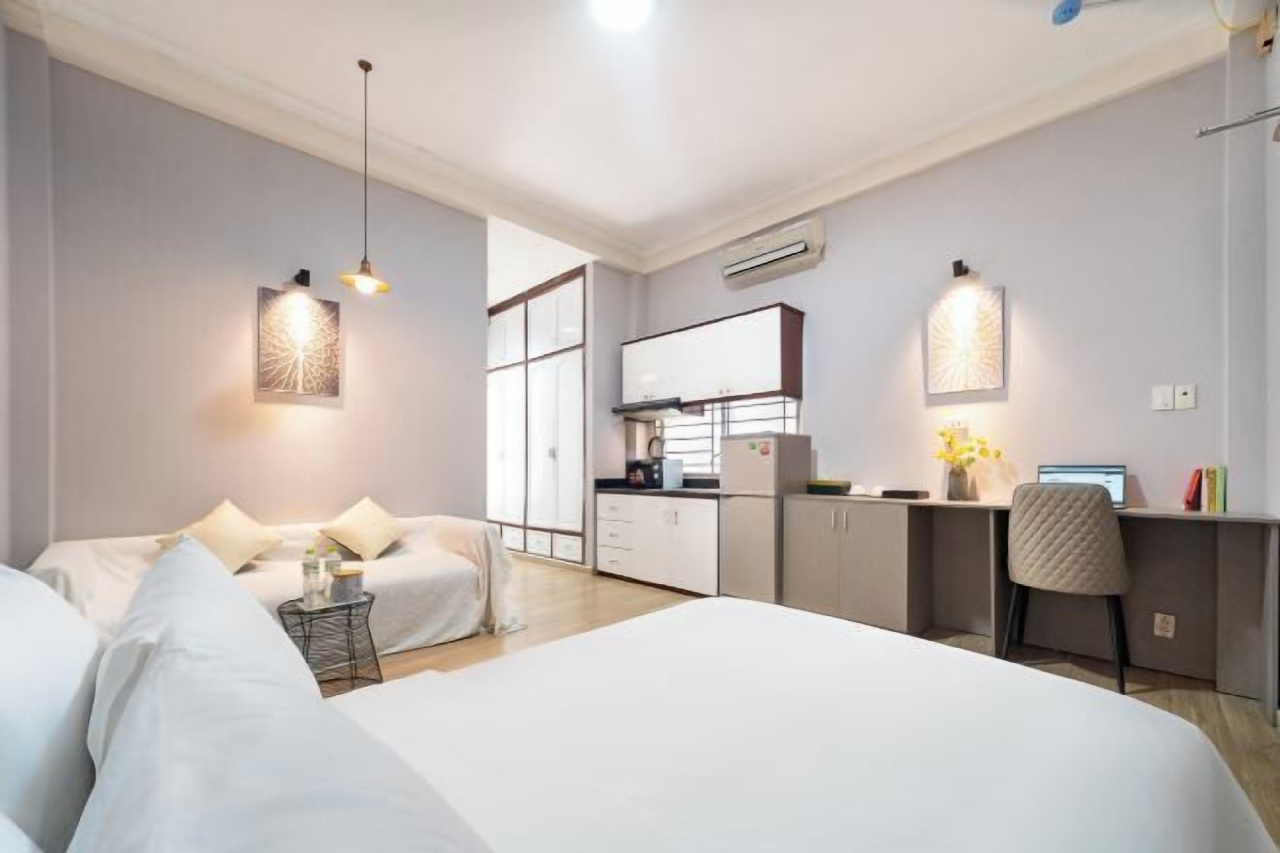 Sengetøy av topp kvalitet, dundyner og memory foam-senger