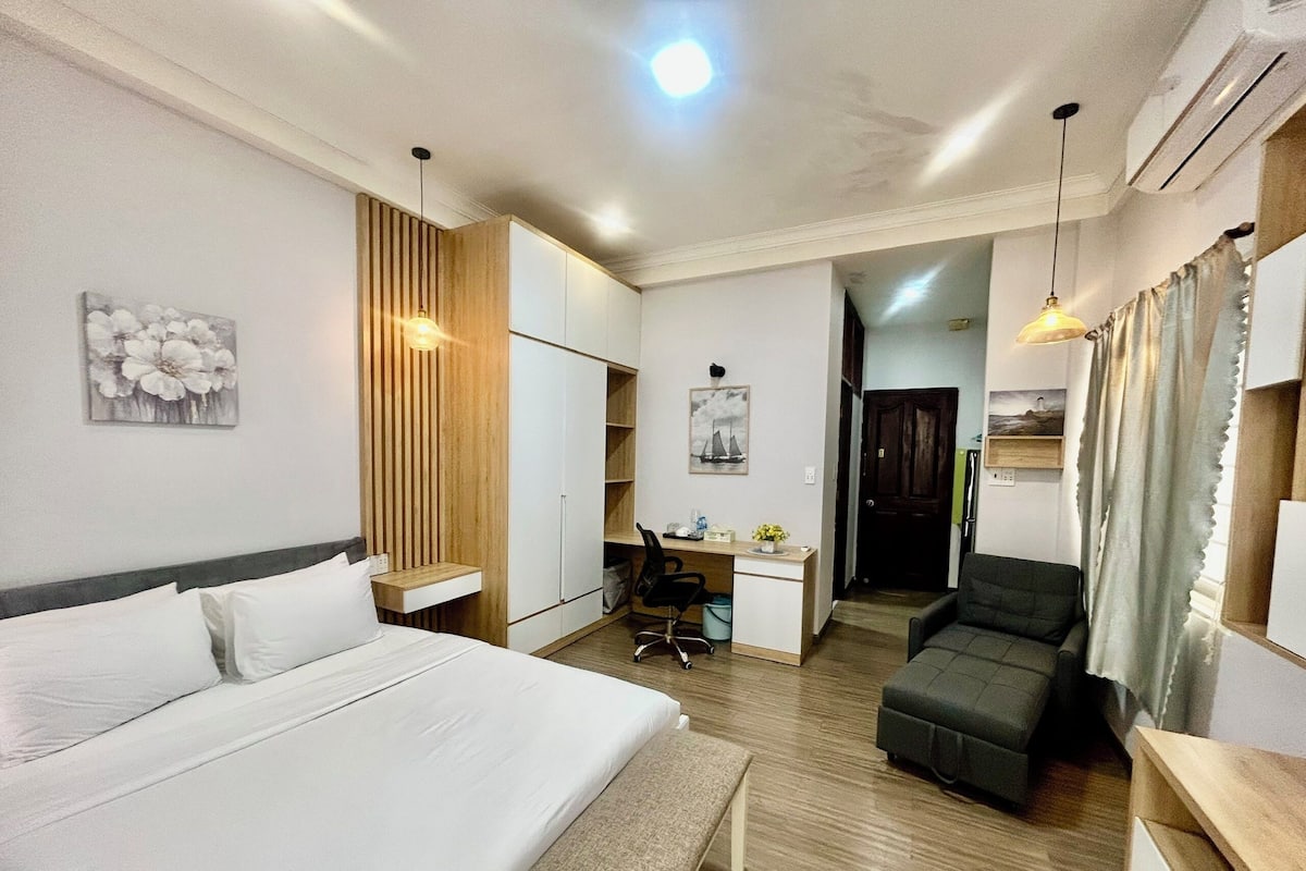 Basic Studio | 1 bedroom, premium bedding, down duvets, memory-foam beds