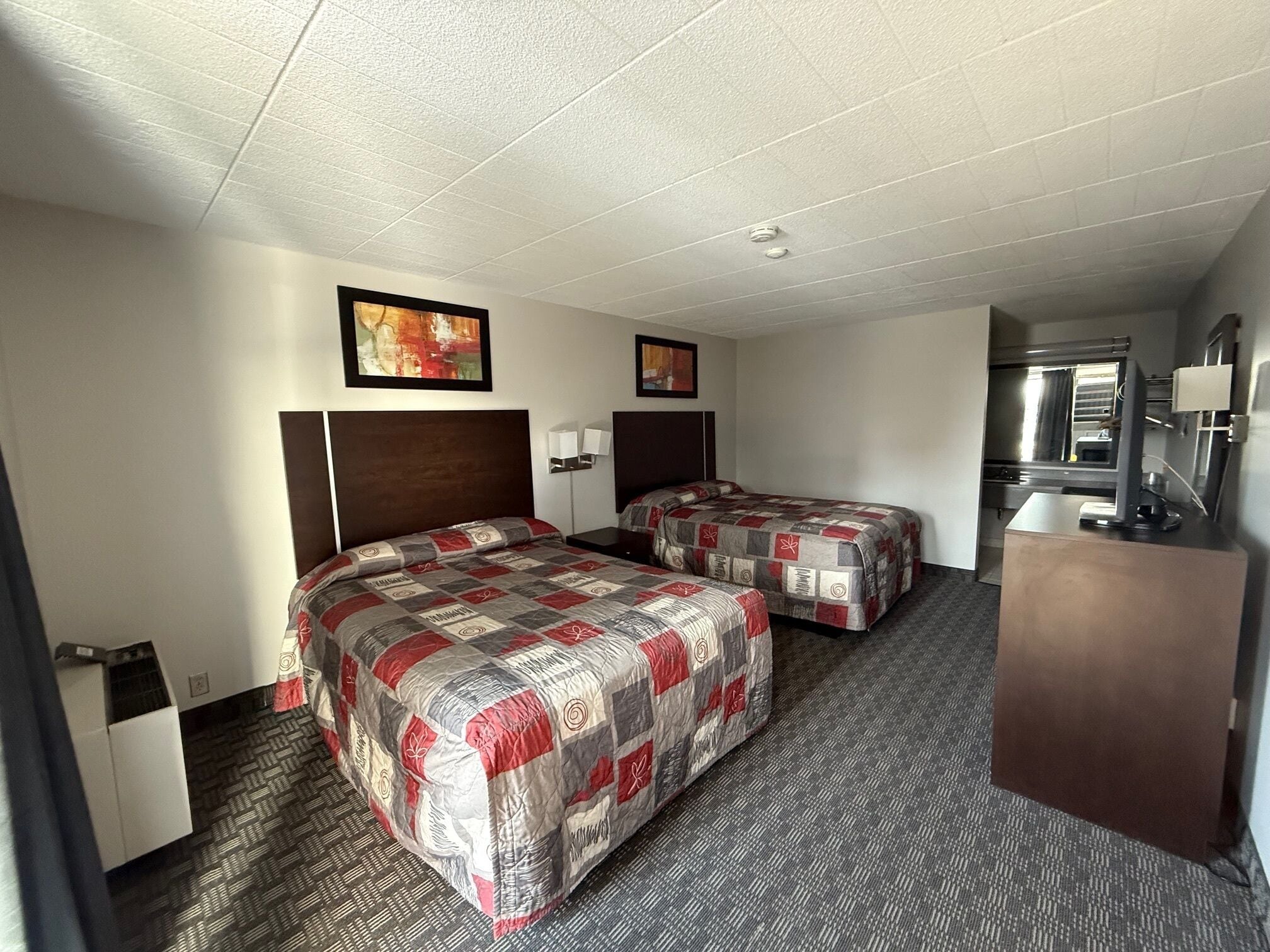 Down duvets, rollaway beds, free WiFi, bed sheets