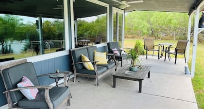 Relax at the Arroyo Casita #2 with Private Dock