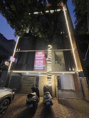 Fachada da propriedade