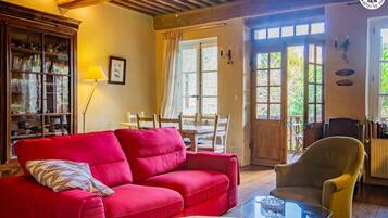 TV, fireplace, DVD player, foosball