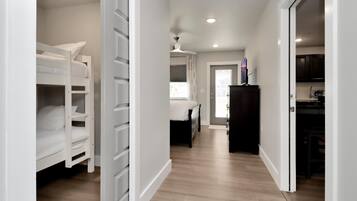 House, Multiple Beds (Sugar Sand Cottage B) | 1 bedroom