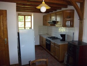 Microwave, oven, dishwasher, toaster - Le Brenetiau - BUFFIERES (BUFFIERES)