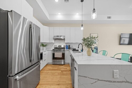Sky High Retreat near NYC W/Rooftop!
