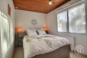 4 sovrum, strykjärn/strykbräda, gratis wi-fi och sängkläder