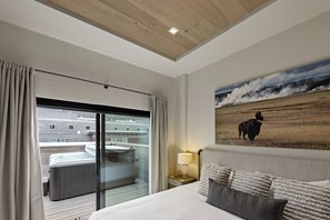 3 bedrooms, free WiFi, bed sheets - Fall Views & Hot Tub | Luxe Jackson Retreat (Jackson Hole)