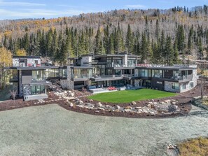 Exterior - Grandeur of the Alpines | Exclusive Escape with Private Spa, Cinema & Sauna (Park City)