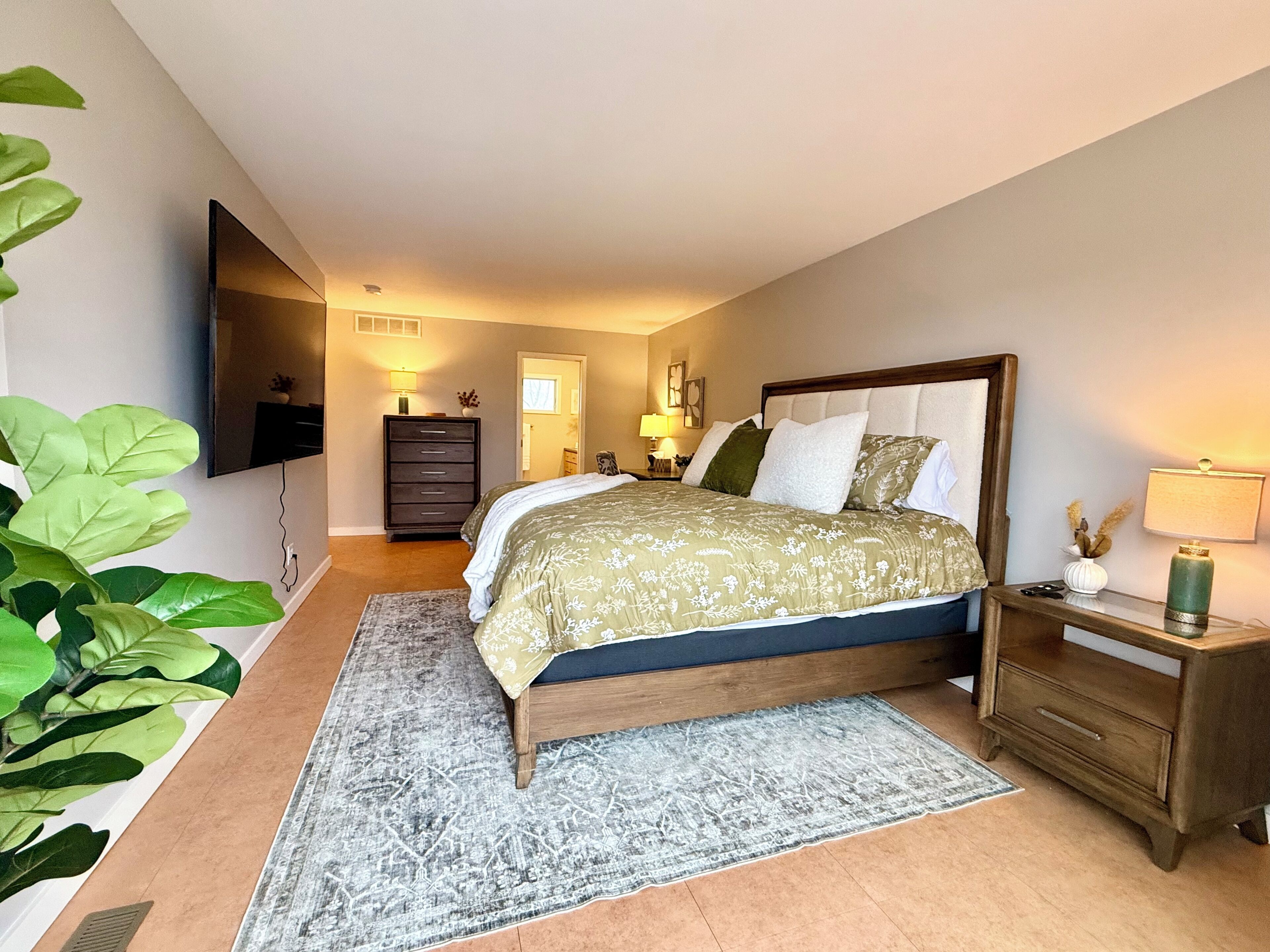 1 chambre, fer et planche à repasser, Wi-Fi, draps fournis