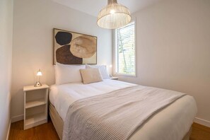3 bedrooms, iron/ironing board, WiFi