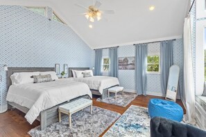 4 chambres, fer et planche à repasser, Wi-Fi gratuit, draps fournis