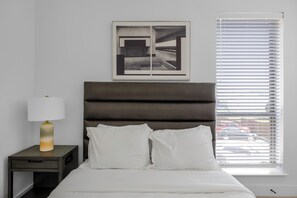 Apartment, 3 Bedrooms | Individually decorated, individually furnished, iron/ironing board - Landing Apartments Denton (Denton)