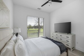 Apartment, 3 Bedrooms (QueenBed) | Individually decorated, individually furnished, iron/ironing board - Landing Apartments Denton (Denton)