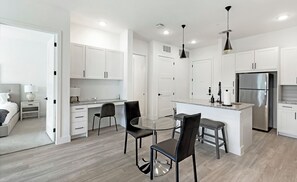 Appartement, 2 chambres (QueenBed) | Cuisine privée