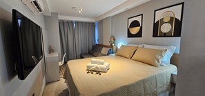 1 bedroom, desk, iron/ironing board, WiFi