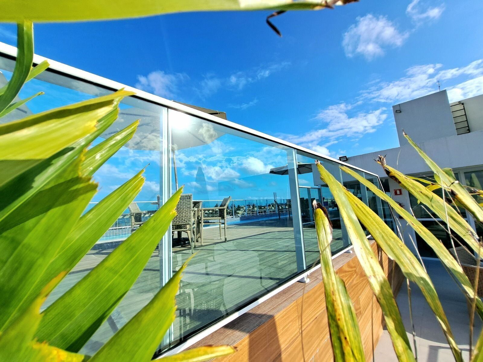 屋外ダイニングエリア