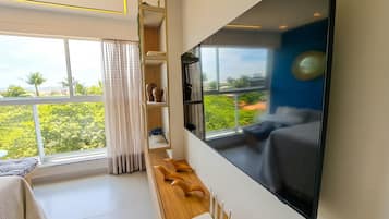 1 間睡房、熨斗/熨衫板、上網、床單