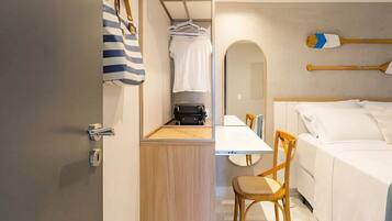1 habitación, tabla de planchar con plancha y acceso a internet