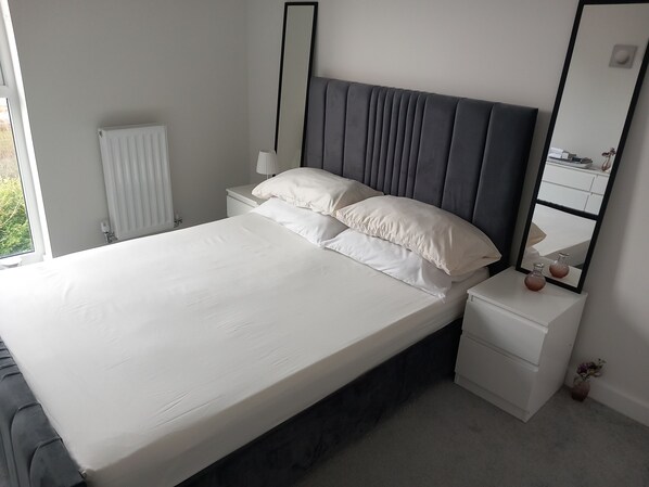 Shared Dormitory, 1 Bedroom, Balcony