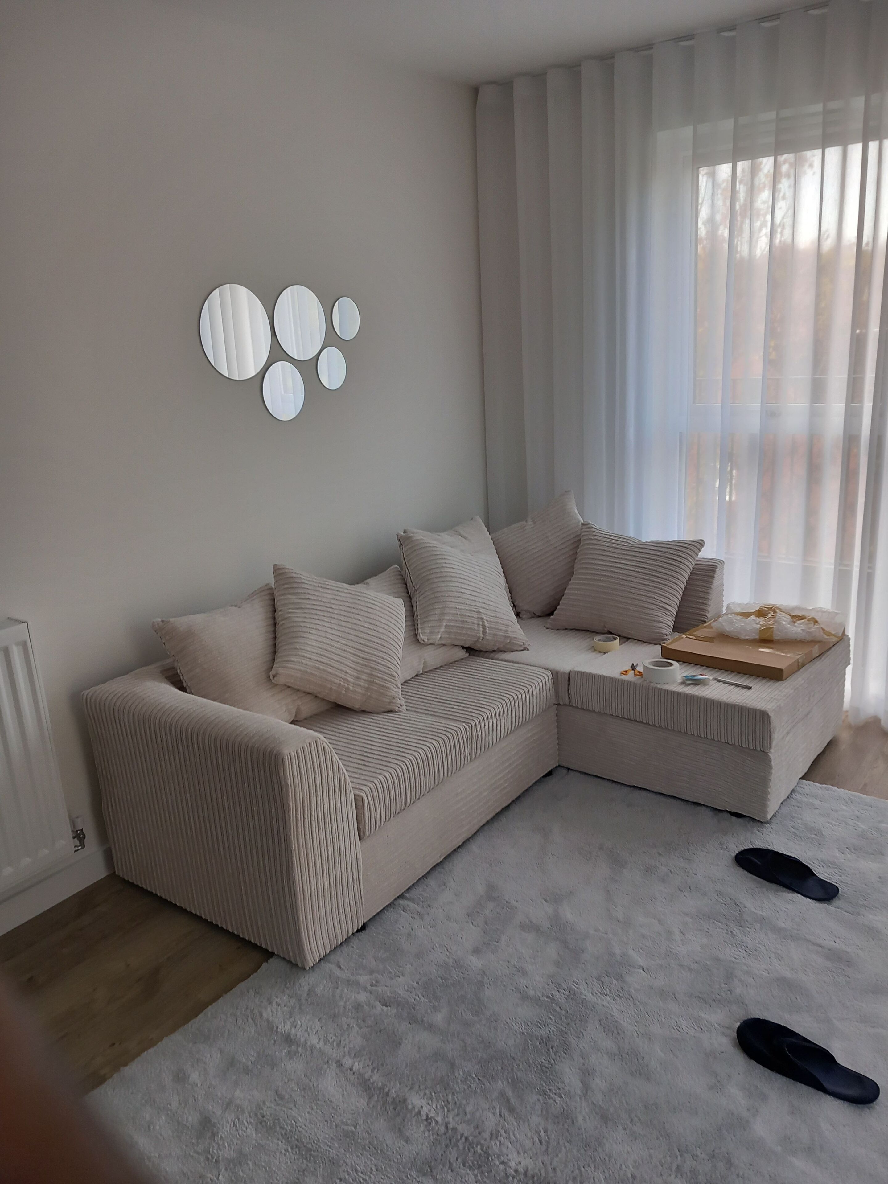 Shared Dormitory, 1 Bedroom, Balcony | Living room