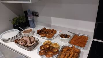 Dormitorio compartido, 1 habitación, balcón | Restauración