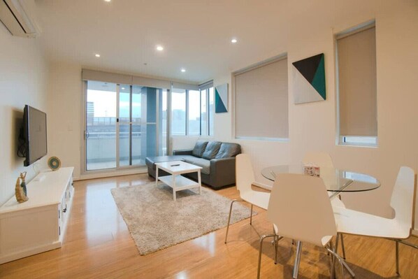 TV - Amyra Residences on Rowlands Place (Adelaide)