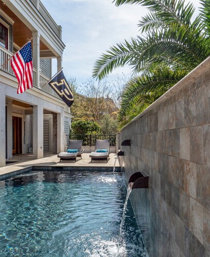 Luxury Living, Private/Heatable Pool, Lots of Community Amenities & Activities! - 2704 Jenkins Point