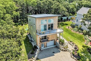 Exterior - Sunset Bluff: 028-E  Modern Contemporary in Eastham with Water Views, Steps to Bay Beach (Eastham)