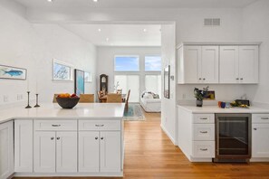 Interior - Sunset Bluff: 028-E  Modern Contemporary in Eastham with Water Views, Steps to Bay Beach (Eastham)