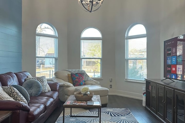 Smart TV, books, computer monitors, printers