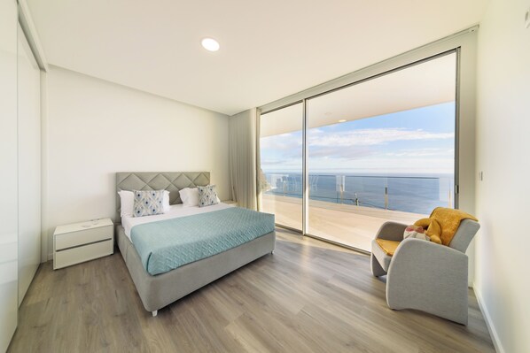 4 sovrum, strykjärn/strykbräda, wi-fi och sängkläder