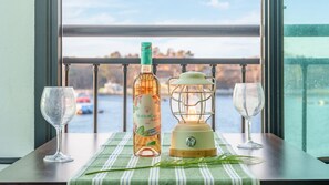 Basic Room, 1 Bedroom (Room 201(ocean view)) | 1 bedroom, free WiFi