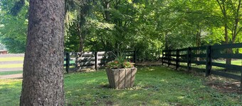 Welcome to Bourbon Oak Smokehouse, in the heart of Bardstown, KY