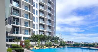 Room-simple, Modern & Cozy Condo in Lafa