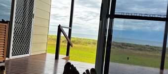 Dolphin Views@ Limestone coast Cape Jaffa Pet friendly. Boat parking Beach Front