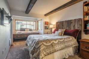 3 chambres, bureau, accès au Wi-Fi (inclus), literie fournie