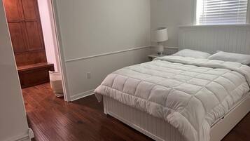 4 bedrooms, in-room safe, free WiFi, bed sheets