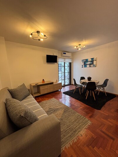 Charming 1-bedroom apartment in wonderful Pedro Molina with WiFi, AC