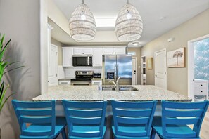 Fridge, microwave, oven, stovetop - Heated Pool, 5 Bedroom, Pet-Friendly, King Bed,Near White Cap Beach,  Patio,  Grill (Corpus Christi)