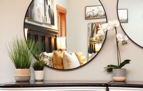 Seabrook Farmhouse – 5BR Family Retreat on 7.5 Acres
Pool + Hot Tub | Berry Farm