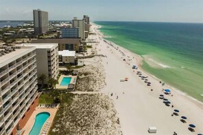 On the beach - Seacrest 803 - Coastal Charm | 1BR w/ Gulf & Lagoon Views + Pool Beach Front (Gulf Shores)